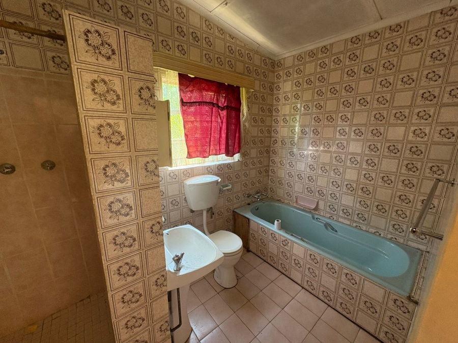 5 Bedroom Property for Sale in Arborpark KwaZulu-Natal