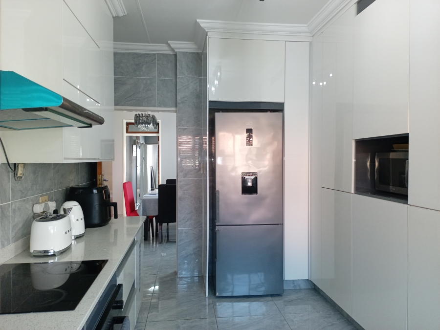 3 Bedroom Property for Sale in Arborpark KwaZulu-Natal