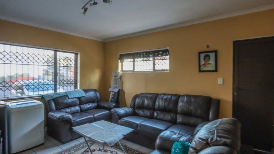 1 Bedroom Property for Sale in Escombe KwaZulu-Natal