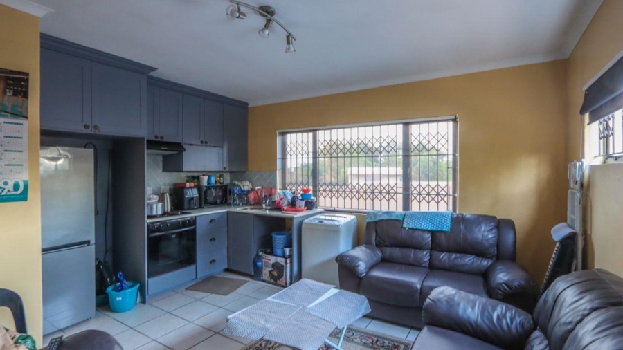 1 Bedroom Property for Sale in Escombe KwaZulu-Natal