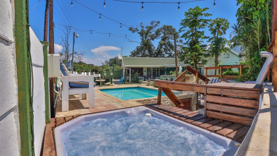 9 Bedroom Property for Sale in Queensburgh KwaZulu-Natal