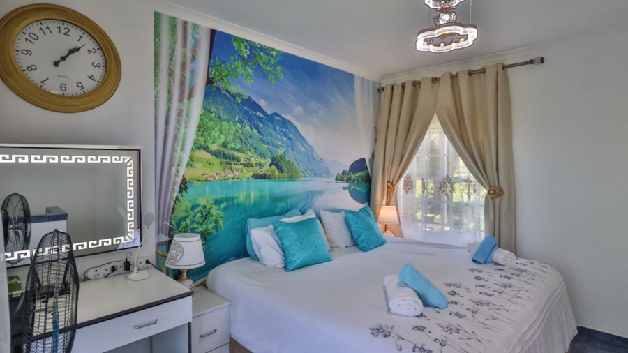 9 Bedroom Property for Sale in Queensburgh KwaZulu-Natal