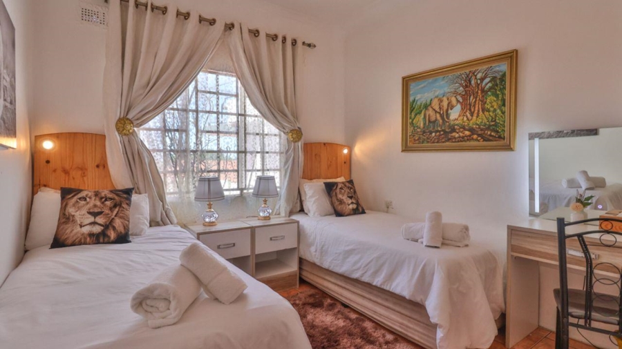 9 Bedroom Property for Sale in Queensburgh KwaZulu-Natal