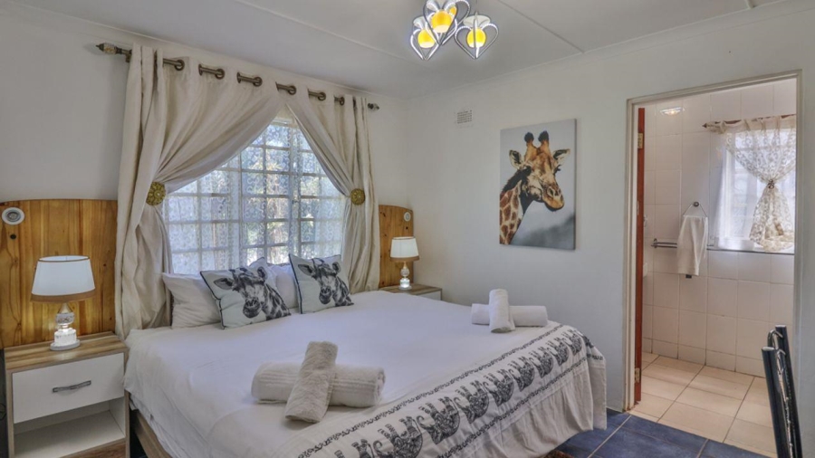 9 Bedroom Property for Sale in Queensburgh KwaZulu-Natal