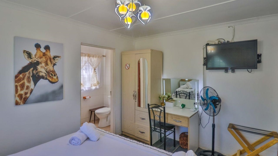 9 Bedroom Property for Sale in Queensburgh KwaZulu-Natal