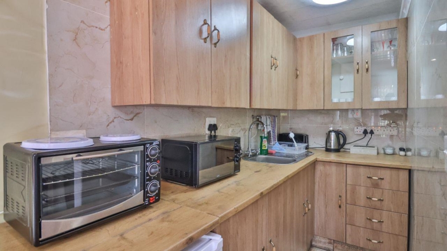 9 Bedroom Property for Sale in Queensburgh KwaZulu-Natal