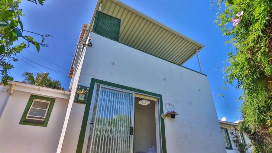 9 Bedroom Property for Sale in Queensburgh KwaZulu-Natal