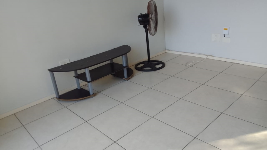 1 Bedroom Property for Sale in Morningside KwaZulu-Natal