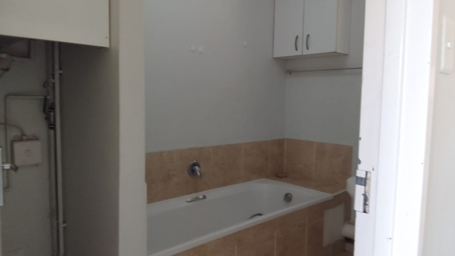 1 Bedroom Property for Sale in Morningside KwaZulu-Natal