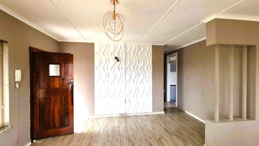 3 Bedroom Property for Sale in Kharwastan KwaZulu-Natal