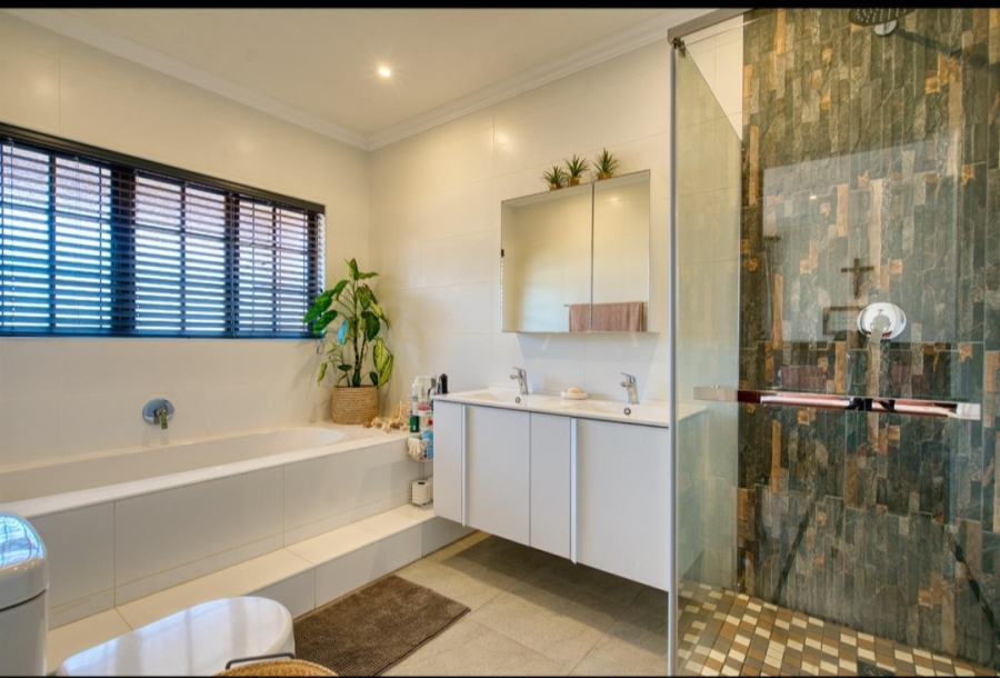 10 Bedroom Property for Sale in Durban North KwaZulu-Natal