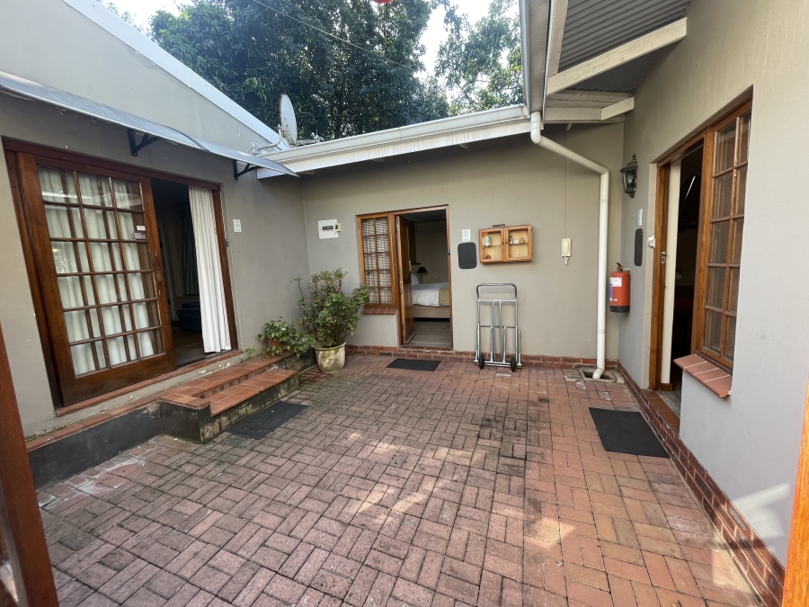 13 Bedroom Property for Sale in Athlone KwaZulu-Natal