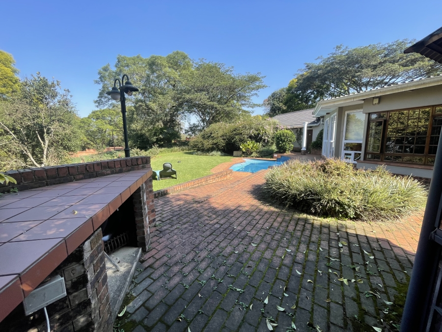 13 Bedroom Property for Sale in Athlone KwaZulu-Natal