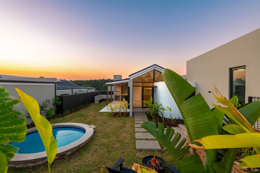 4 Bedroom Property for Sale in Elaleni Coastal Forest Estate KwaZulu-Natal