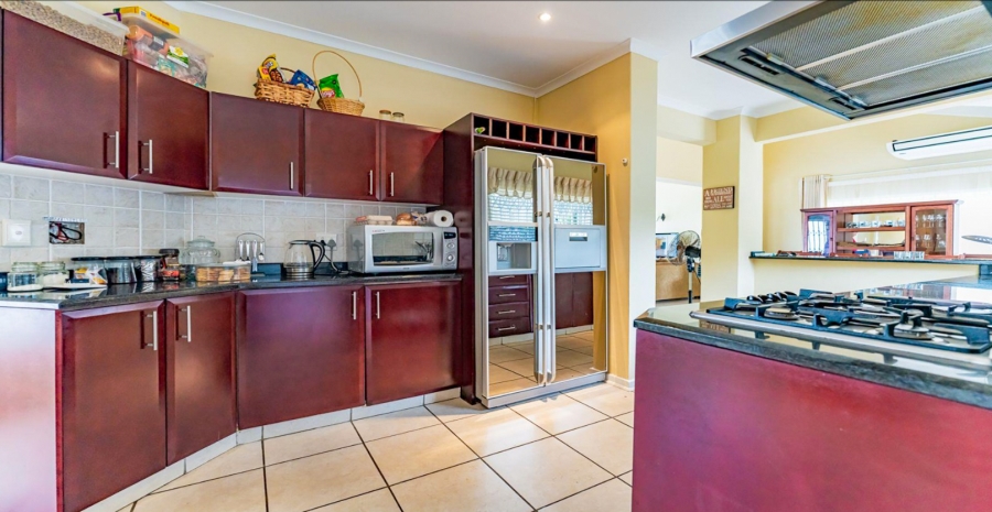 5 Bedroom Property for Sale in Ballito Central KwaZulu-Natal
