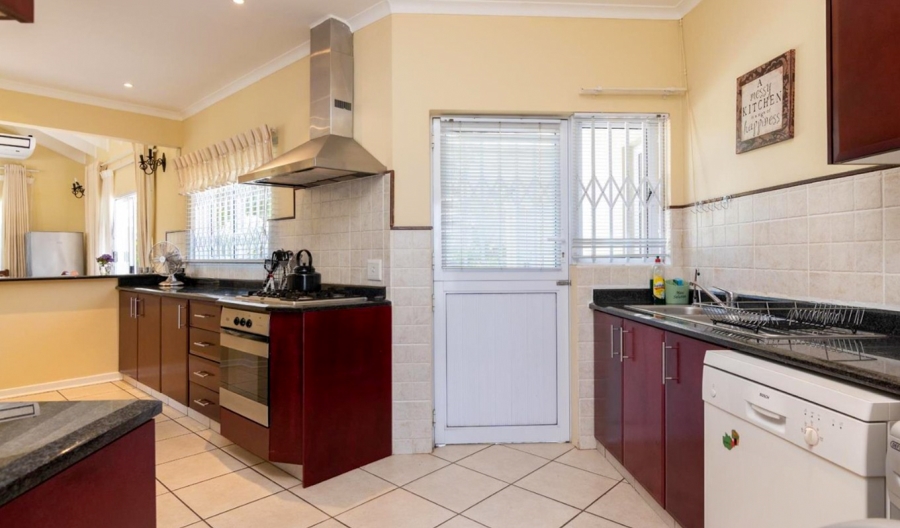 5 Bedroom Property for Sale in Ballito Central KwaZulu-Natal