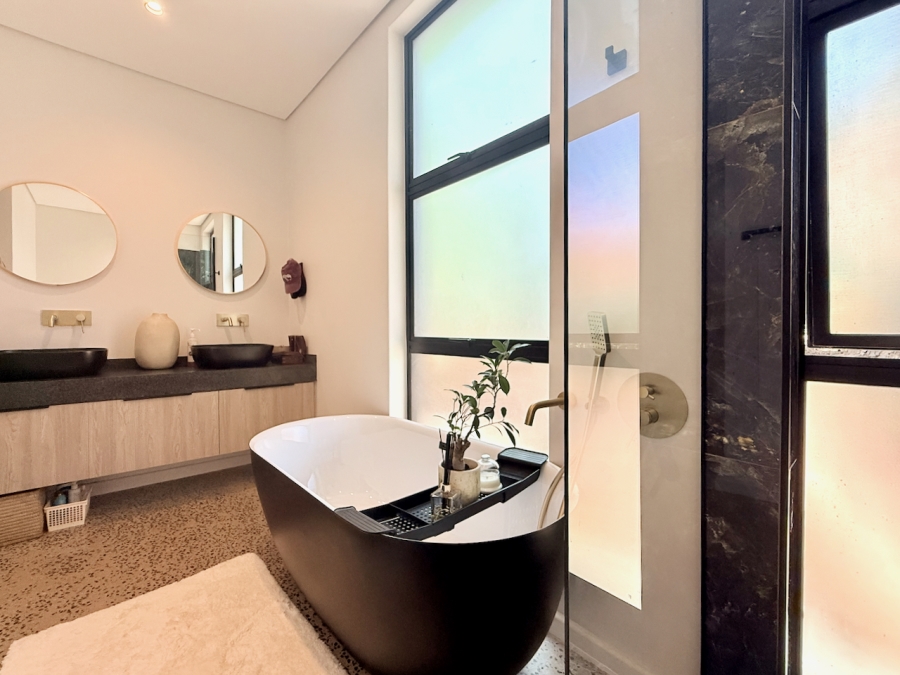 4 Bedroom Property for Sale in Elaleni Coastal Forest Estate KwaZulu-Natal