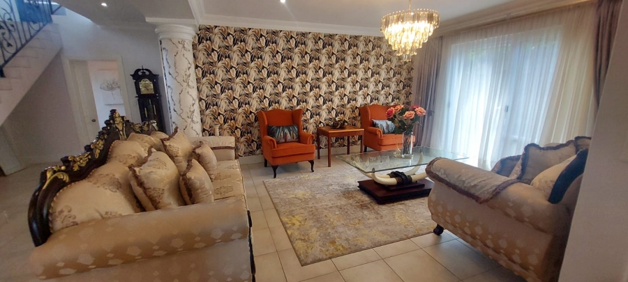 5 Bedroom Property for Sale in Umhlanga KwaZulu-Natal