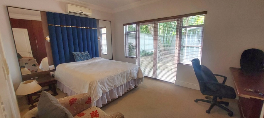 5 Bedroom Property for Sale in Umhlanga KwaZulu-Natal