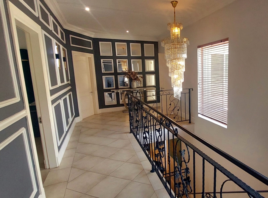 5 Bedroom Property for Sale in Umhlanga KwaZulu-Natal