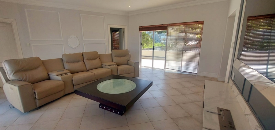 5 Bedroom Property for Sale in Umhlanga KwaZulu-Natal