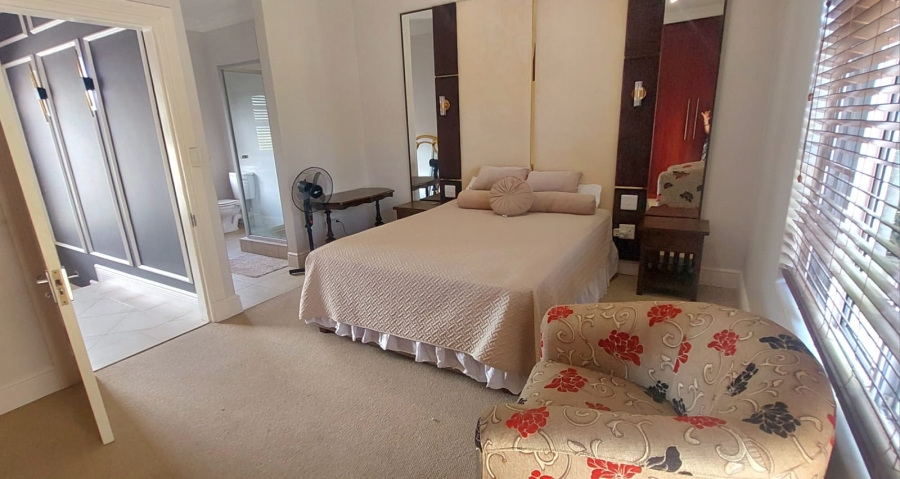 5 Bedroom Property for Sale in Umhlanga KwaZulu-Natal