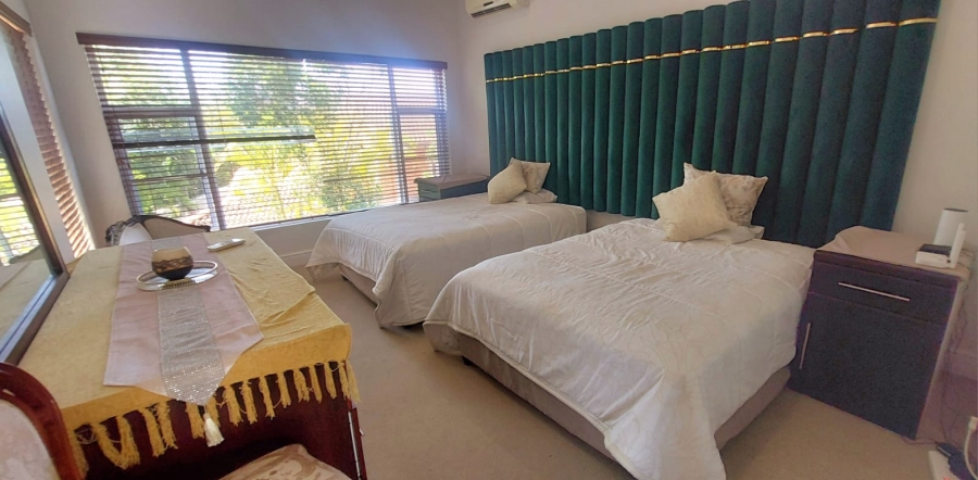 5 Bedroom Property for Sale in Umhlanga KwaZulu-Natal