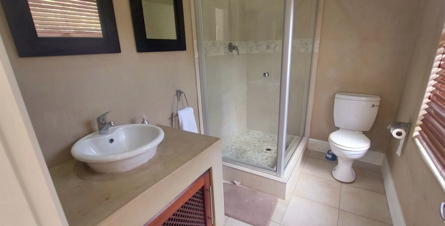 5 Bedroom Property for Sale in Umhlanga KwaZulu-Natal