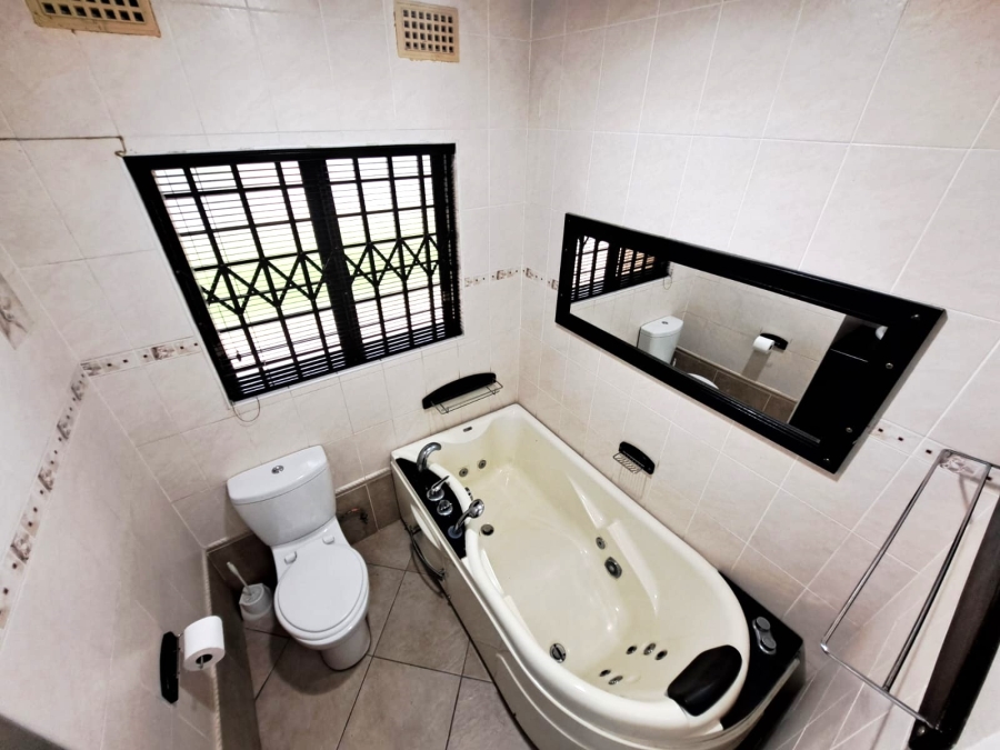 7 Bedroom Property for Sale in Moseley Park KwaZulu-Natal