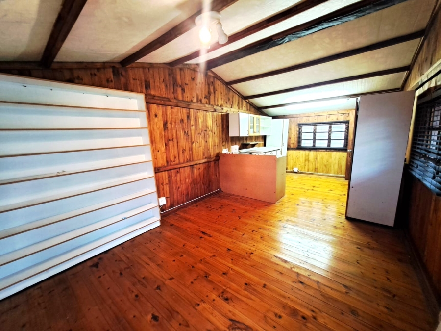 7 Bedroom Property for Sale in Moseley Park KwaZulu-Natal