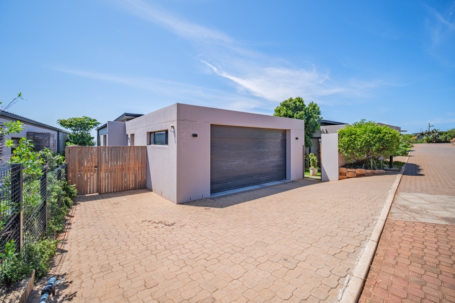 5 Bedroom Property for Sale in Sibaya Precinct KwaZulu-Natal