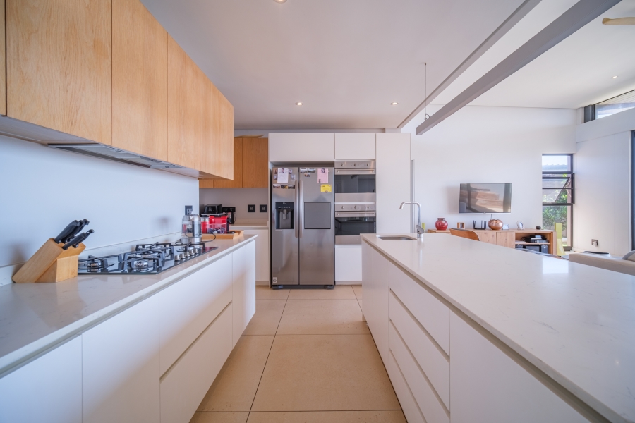 5 Bedroom Property for Sale in Sibaya Precinct KwaZulu-Natal