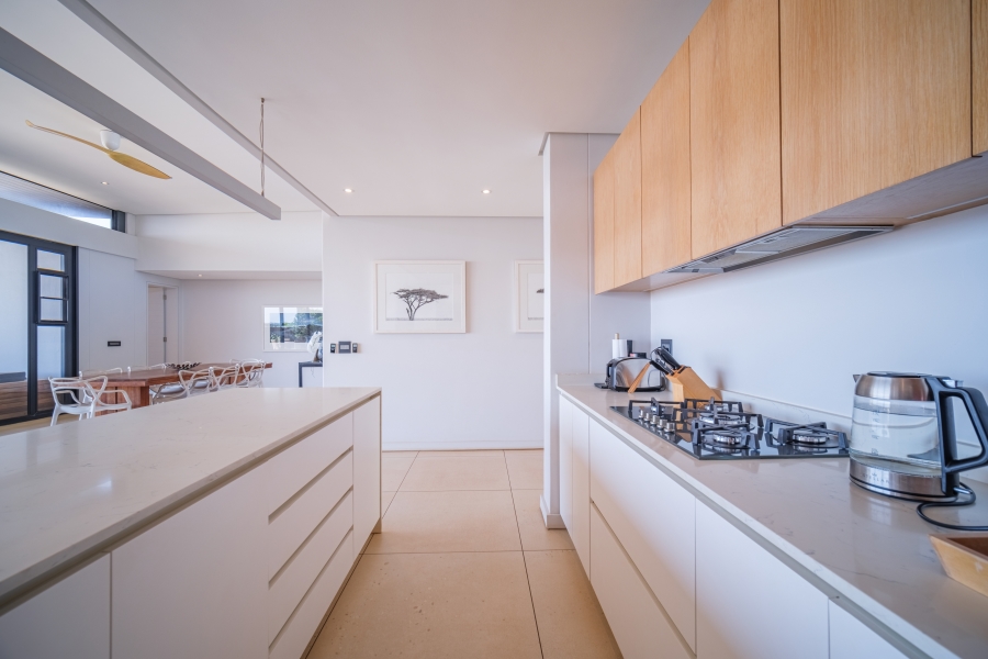 5 Bedroom Property for Sale in Sibaya Precinct KwaZulu-Natal