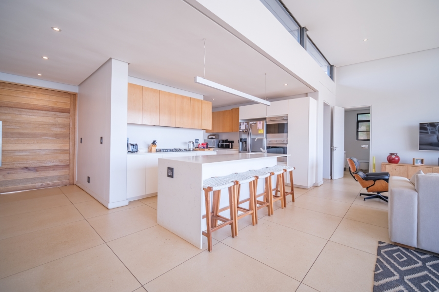 5 Bedroom Property for Sale in Sibaya Precinct KwaZulu-Natal