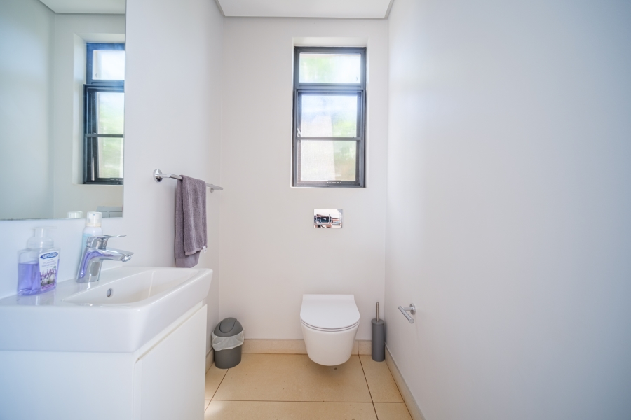 5 Bedroom Property for Sale in Sibaya Precinct KwaZulu-Natal