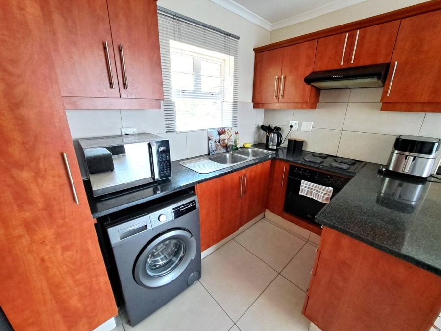 2 Bedroom Property for Sale in Gillitts KwaZulu-Natal