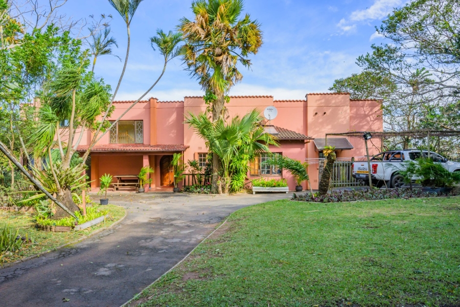 8 Bedroom Property for Sale in Cowies Hill KwaZulu-Natal