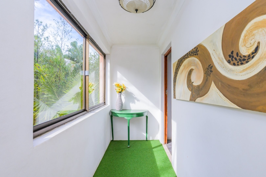 8 Bedroom Property for Sale in Cowies Hill KwaZulu-Natal