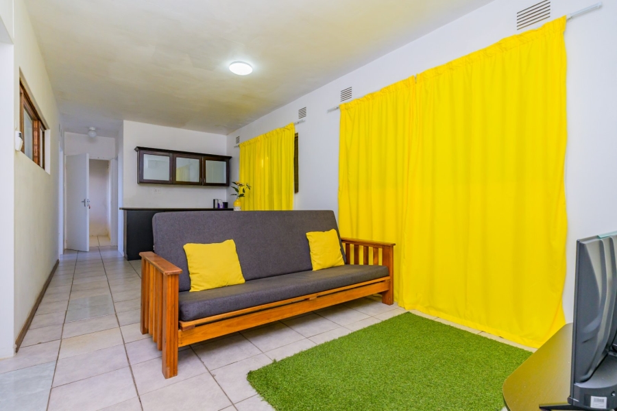 8 Bedroom Property for Sale in Cowies Hill KwaZulu-Natal