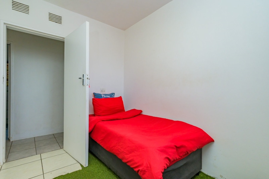 8 Bedroom Property for Sale in Cowies Hill KwaZulu-Natal