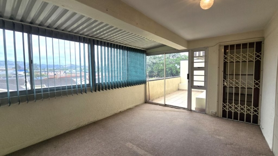 2 Bedroom Property for Sale in Pinetown KwaZulu-Natal