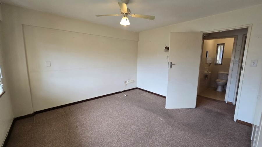 2 Bedroom Property for Sale in Pinetown KwaZulu-Natal