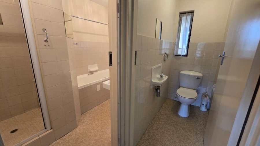 2 Bedroom Property for Sale in Pinetown KwaZulu-Natal