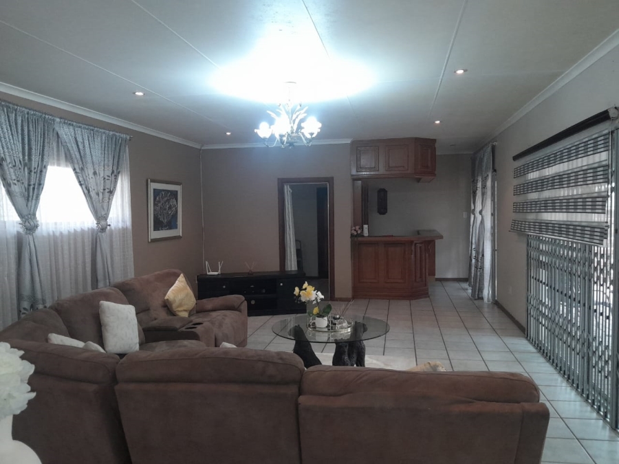 4 Bedroom Property for Sale in Warner Beach KwaZulu-Natal