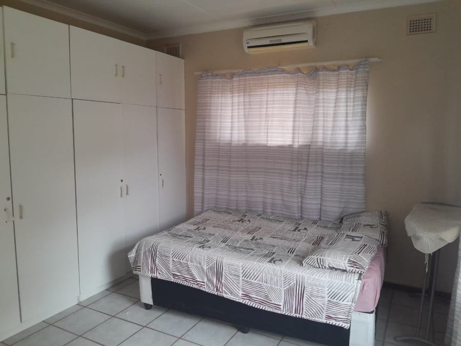 4 Bedroom Property for Sale in Warner Beach KwaZulu-Natal