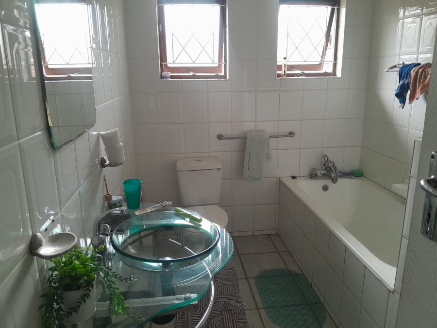 4 Bedroom Property for Sale in Warner Beach KwaZulu-Natal