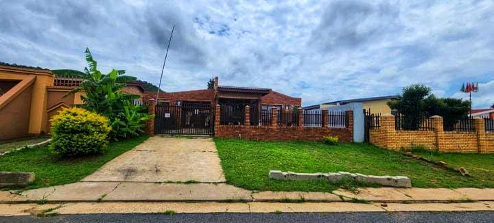 3 Bedroom Property for Sale in Acaciaville KwaZulu-Natal