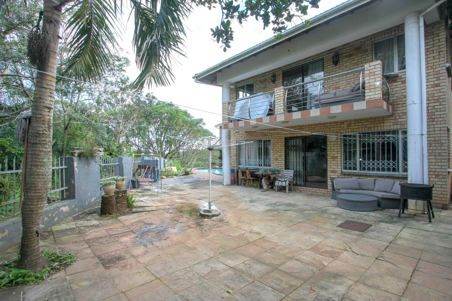 8 Bedroom Property for Sale in Amanzimtoti KwaZulu-Natal