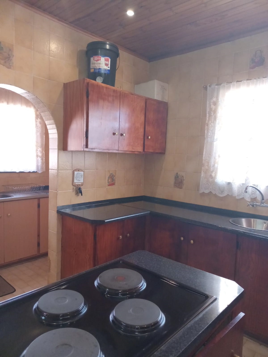 4 Bedroom Property for Sale in Leonardsville KwaZulu-Natal