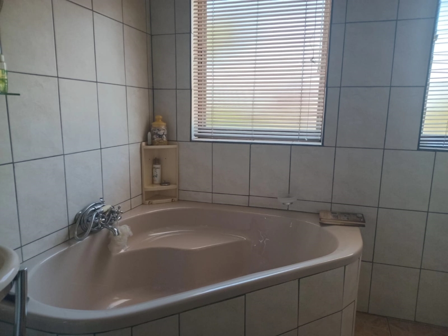 4 Bedroom Property for Sale in Observation Hill KwaZulu-Natal